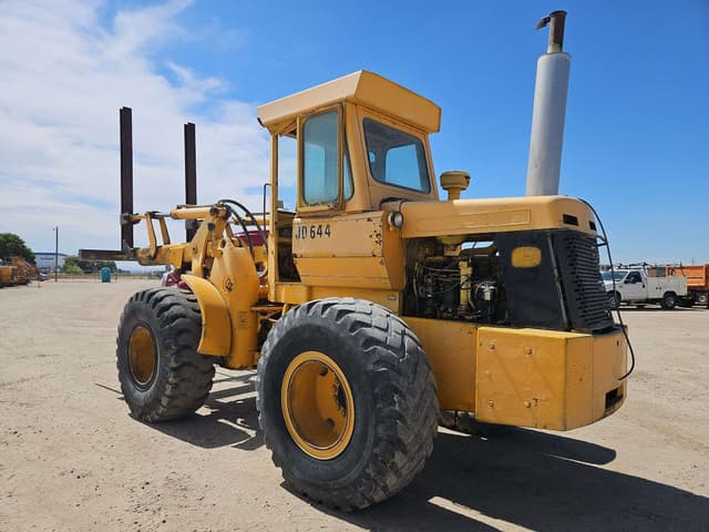 Image of John Deere 644 equipment image 3