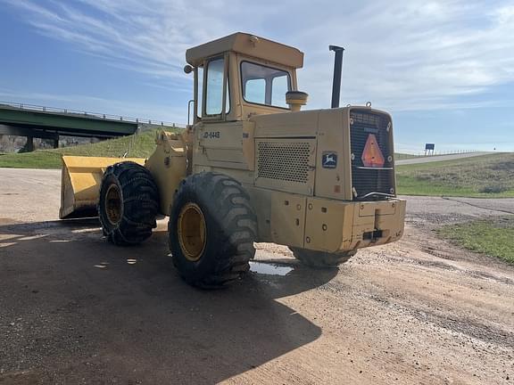 Image of John Deere 644B equipment image 2