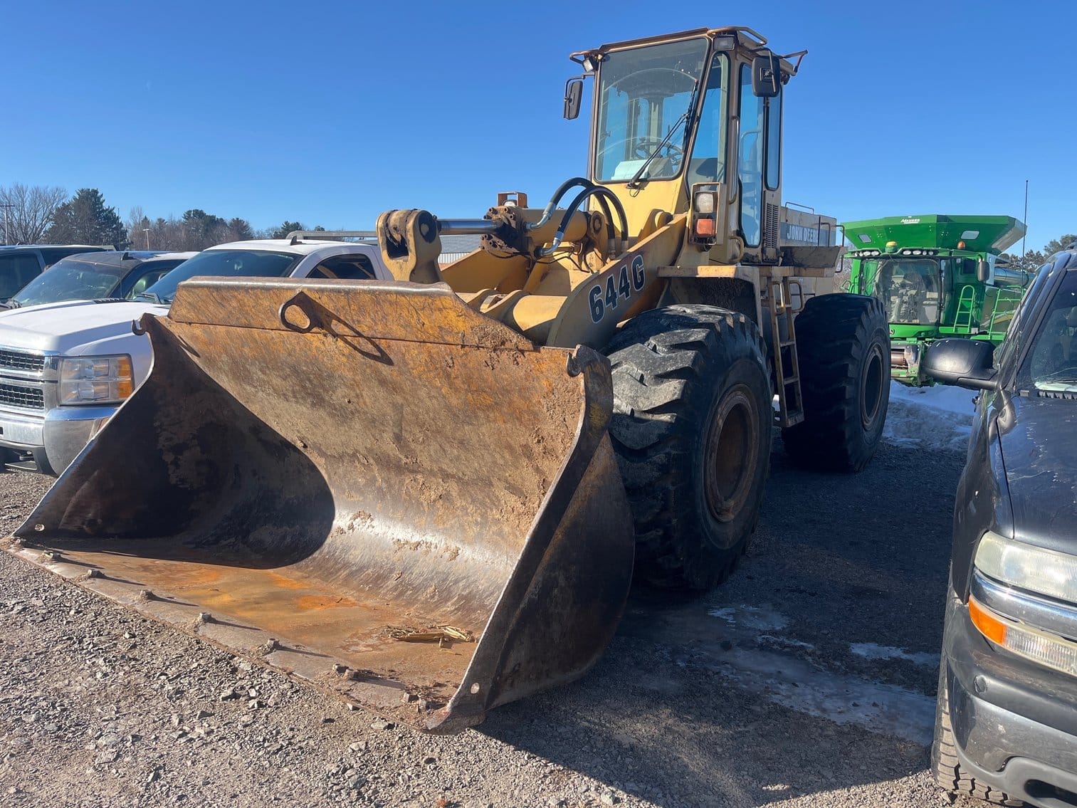 John Deere 644G Equipment Image0