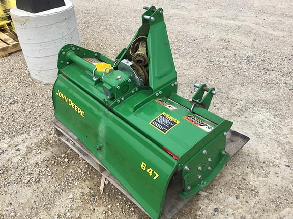 Image of John Deere 647 equipment image 3
