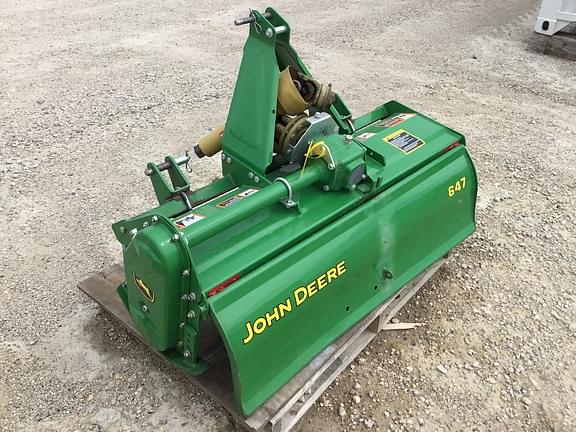 Image of John Deere 647 equipment image 2