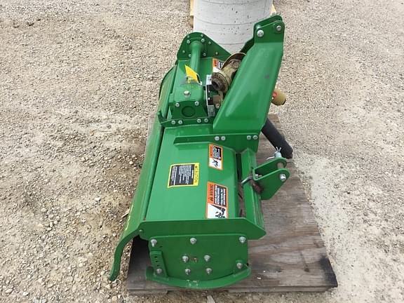 Image of John Deere 647 equipment image 4
