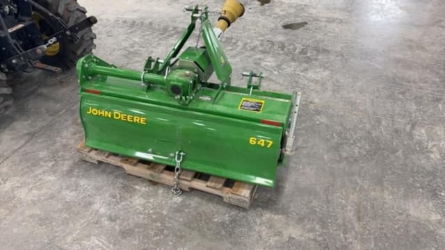 Image of John Deere 647 equipment image 1