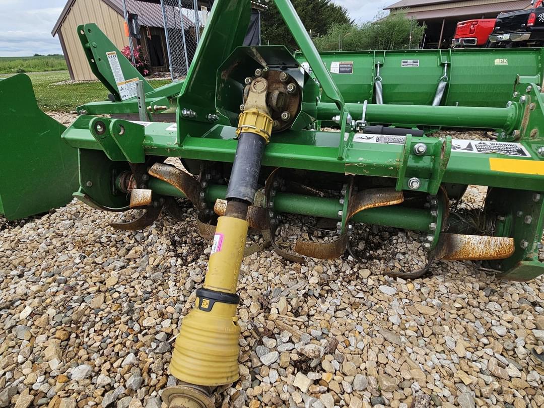 Image of John Deere 647 Image 1