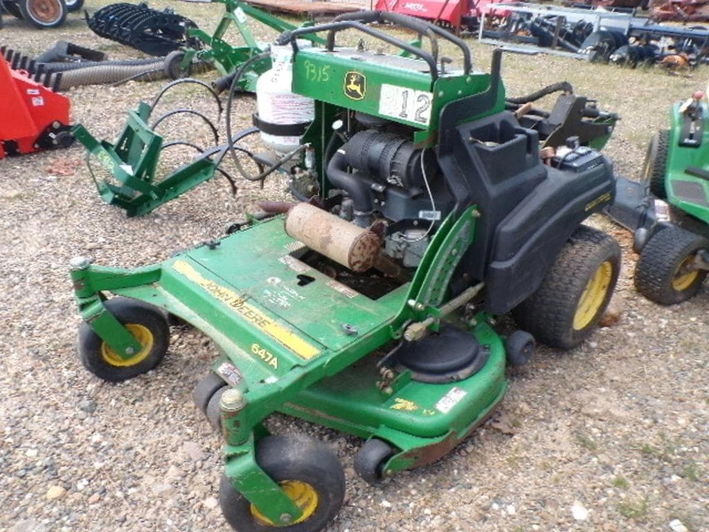 Image of John Deere 647A Image 1