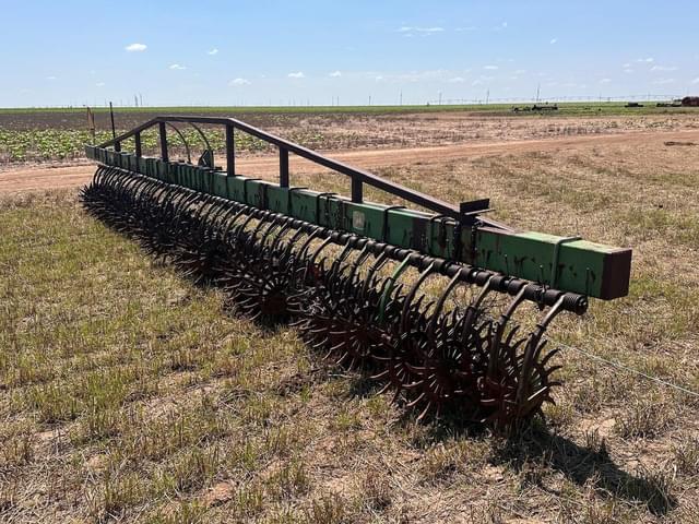Image of John Deere 400 equipment image 3