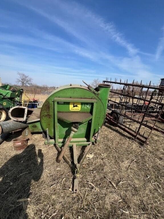 Image of John Deere 65 Image 0