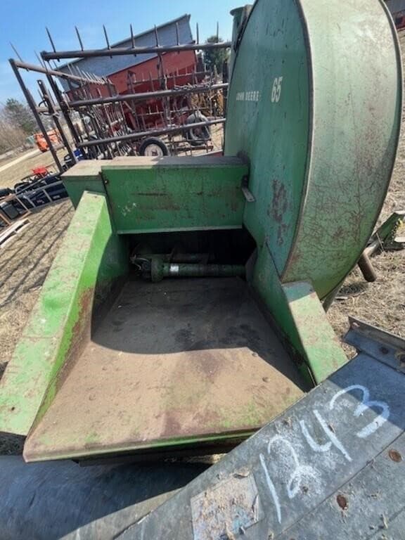 Image of John Deere 65 Image 1