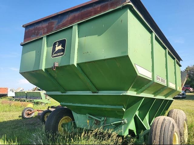 Image of John Deere 650 equipment image 2
