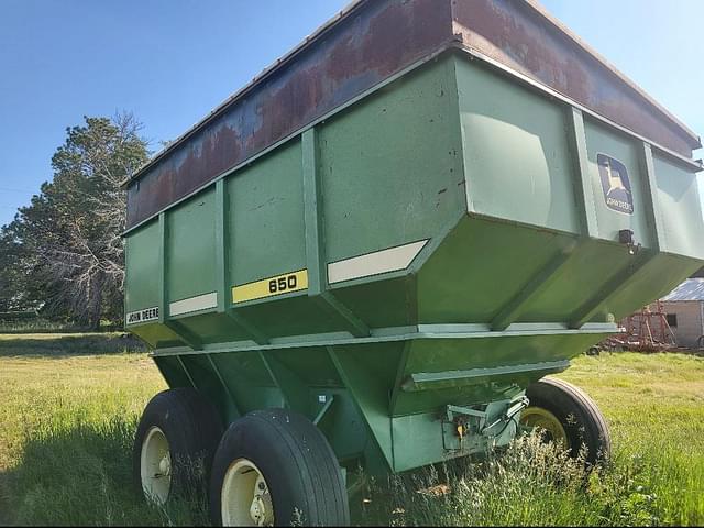 Image of John Deere 650 equipment image 3