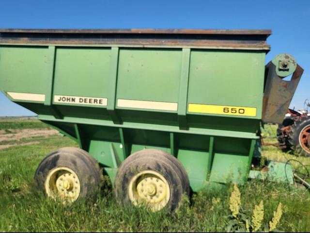 Image of John Deere 650 equipment image 1