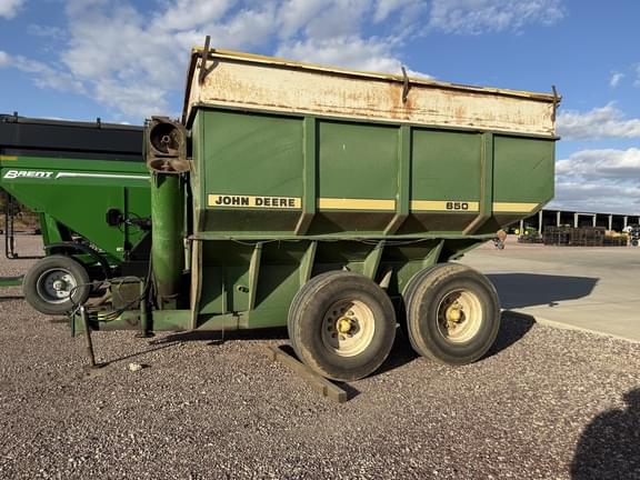 Image of John Deere 650 equipment image 2