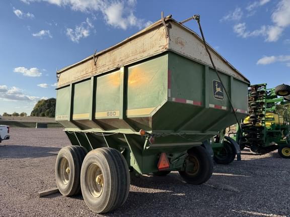 Image of John Deere 650 equipment image 3