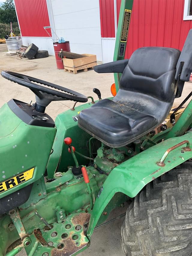 Image of John Deere 650 equipment image 3