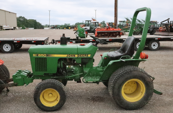 Main image John Deere 650