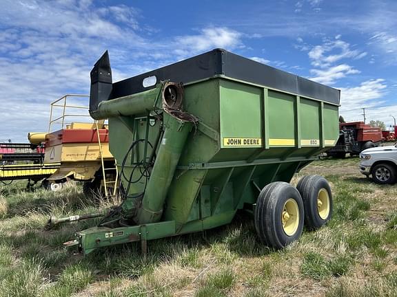 Image of John Deere 650 Primary image
