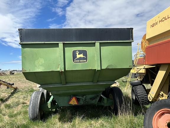 Image of John Deere 650 equipment image 2