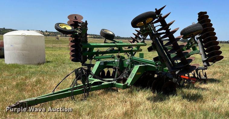 Main image John Deere 650