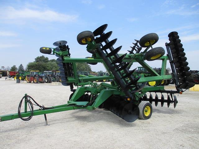 Image of John Deere 650 Primary image