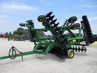 John Deere 650 Equipment Image0