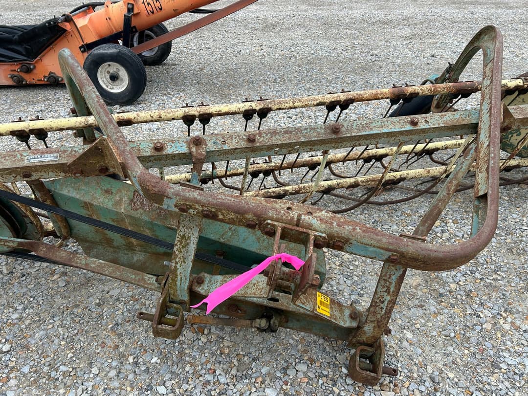 Image of John Deere 650 Primary image