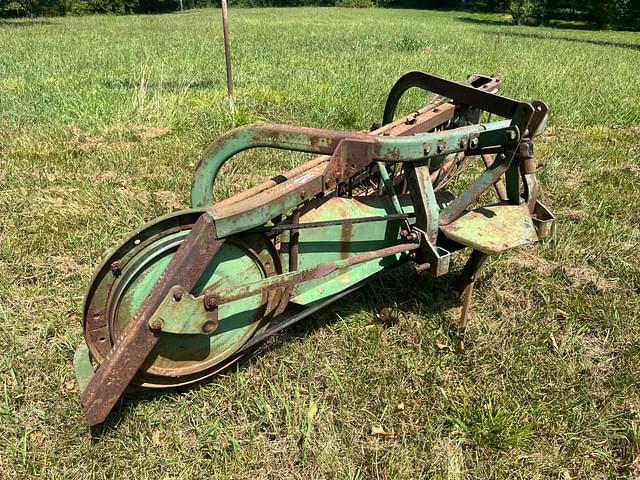 Image of John Deere 650 equipment image 1