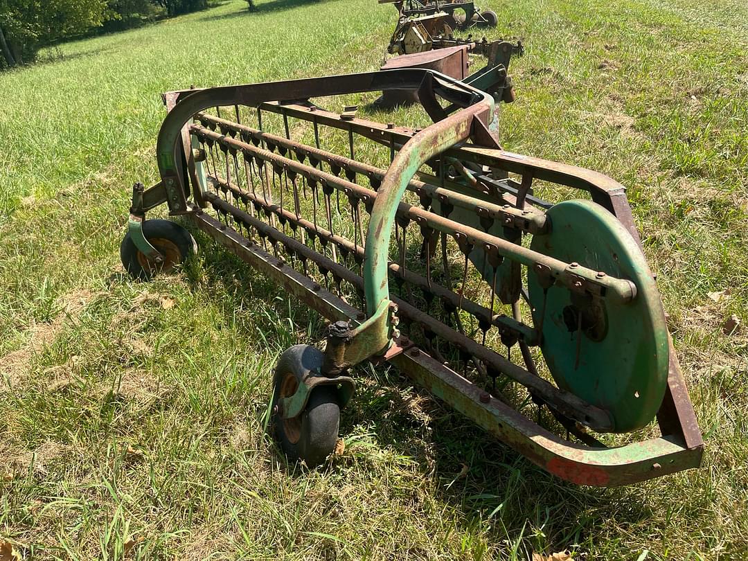 Image of John Deere 650 Primary image