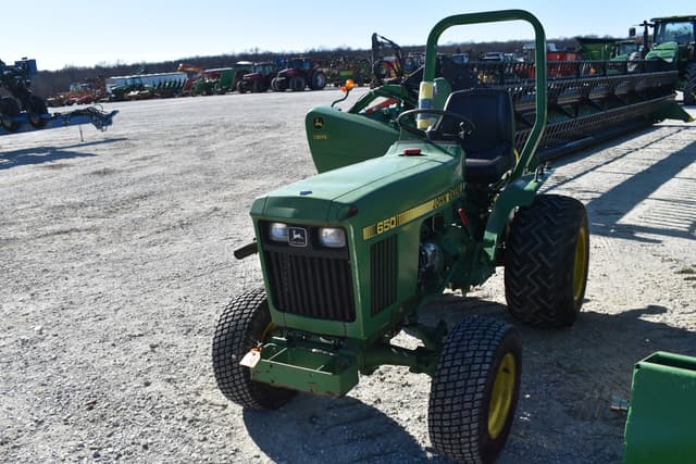 Image of John Deere 650 equipment image 2