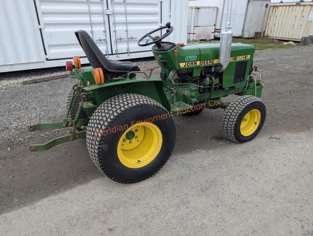 Image of John Deere 650 equipment image 3