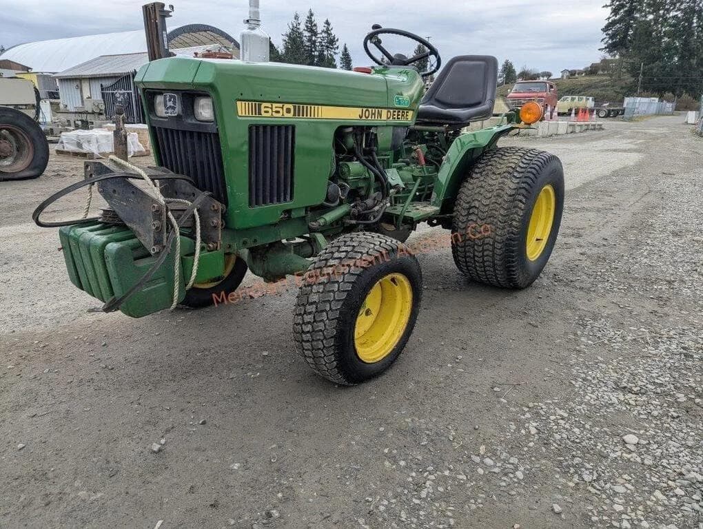 Image of John Deere 650 Primary image
