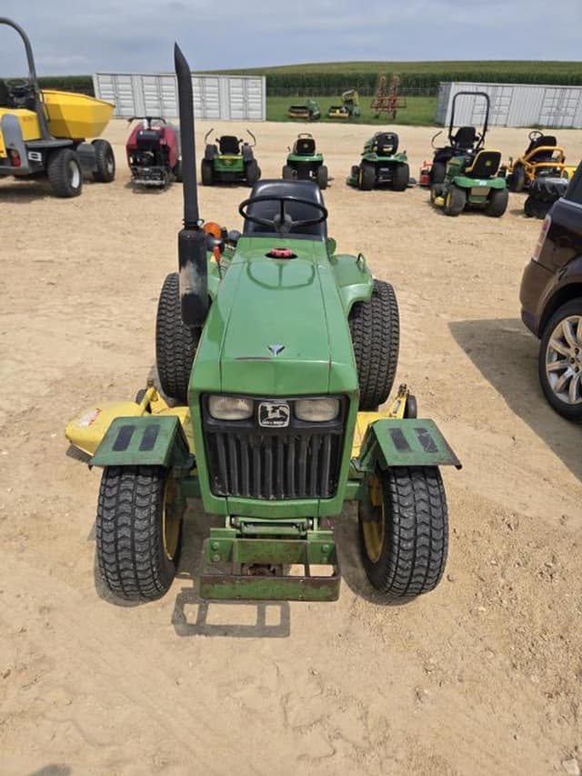 Image of John Deere 650 equipment image 1