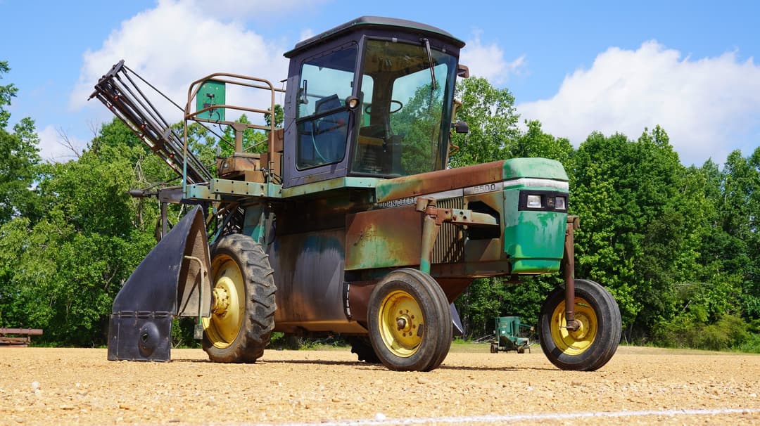 Image of John Deere 6500 Primary image