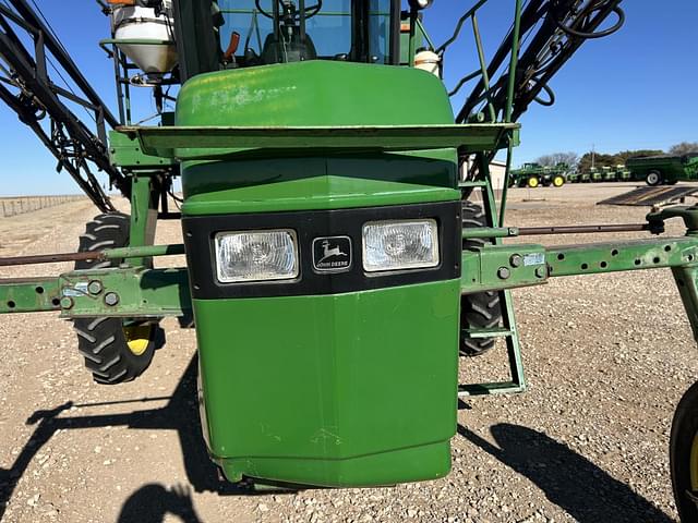 Image of John Deere 6500 equipment image 1