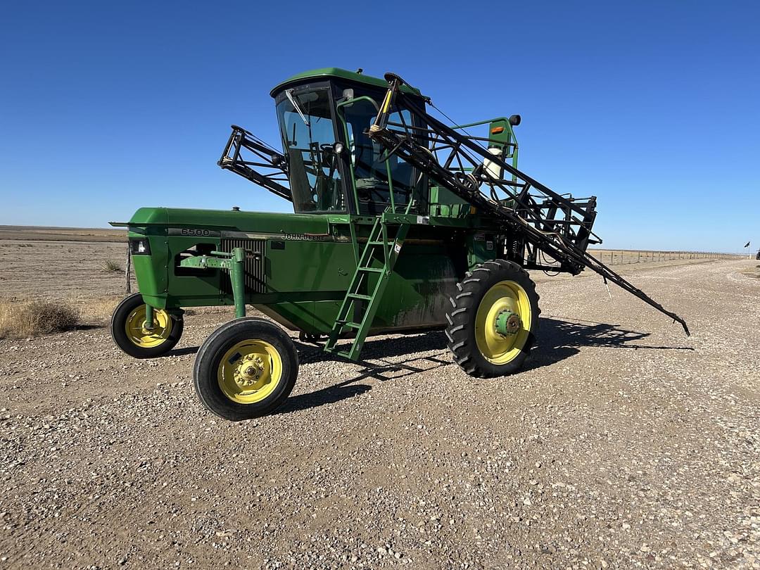 Image of John Deere 6500 Primary image