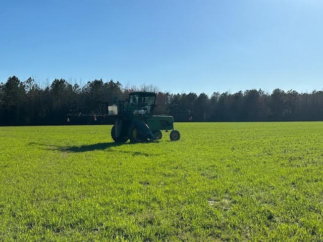 Image of John Deere 6500 equipment image 2
