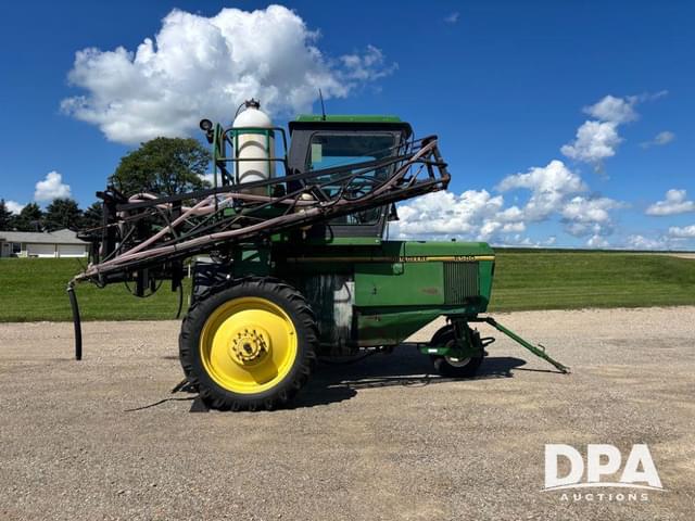 Image of John Deere 6500 equipment image 2