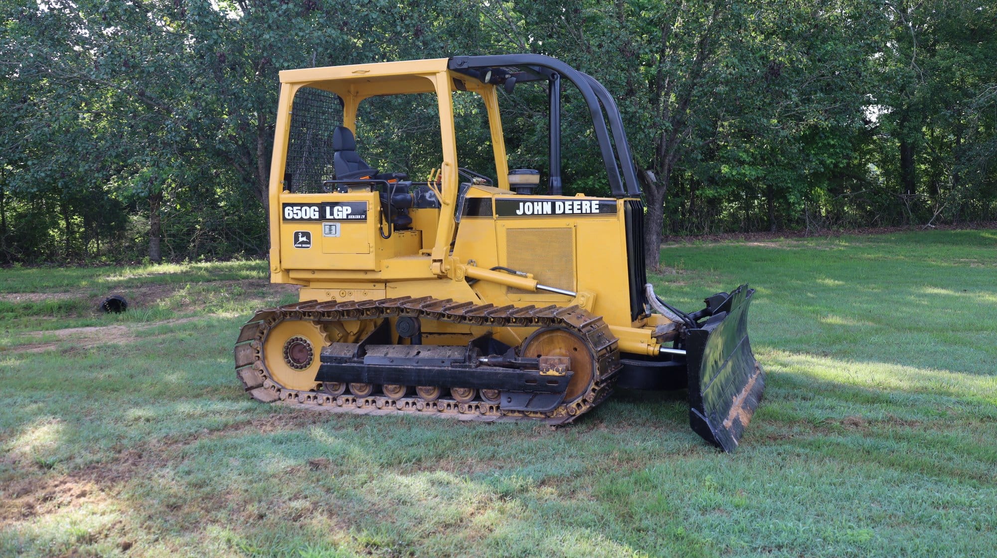 John Deere 650G LGP Series IV Equipment Image0