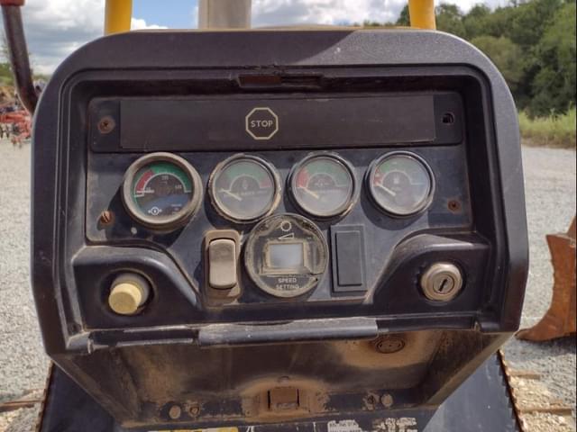 Image of John Deere 650H equipment image 4