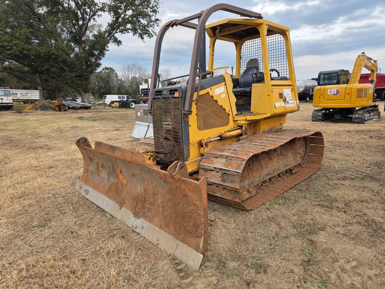John Deere 650H LGP Equipment Image0