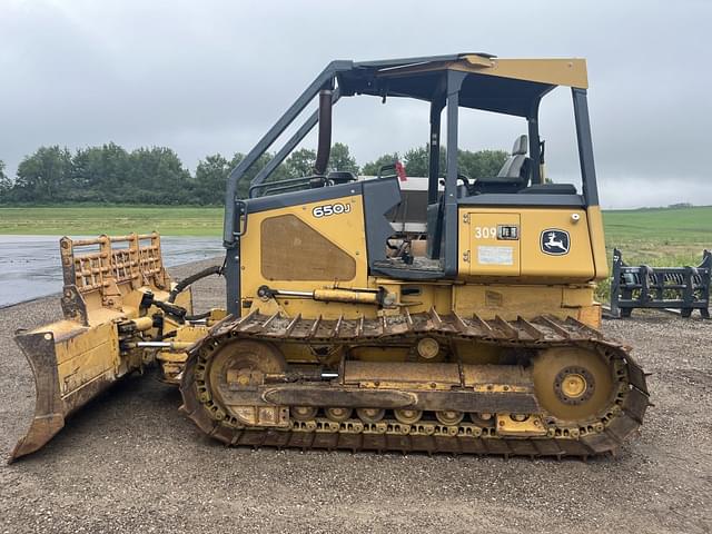 Image of John Deere 650J equipment image 1