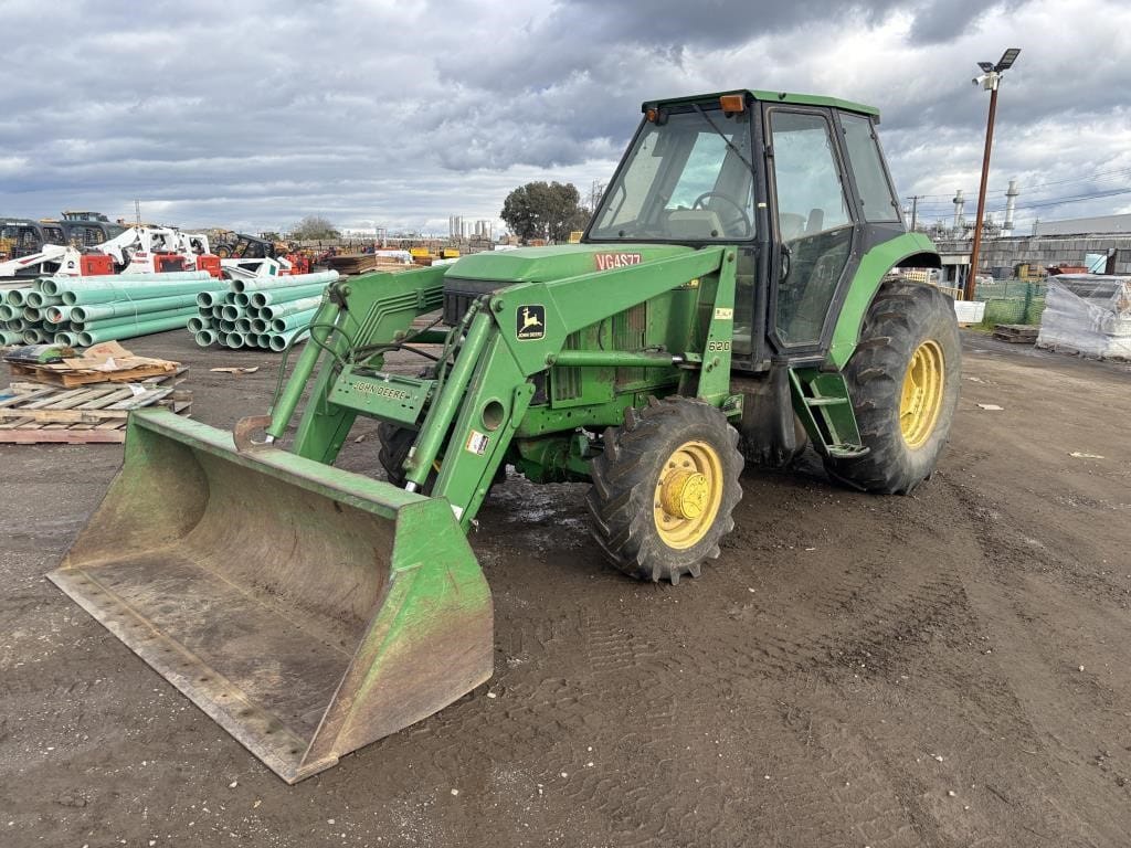 John Deere 6510 Equipment Image0