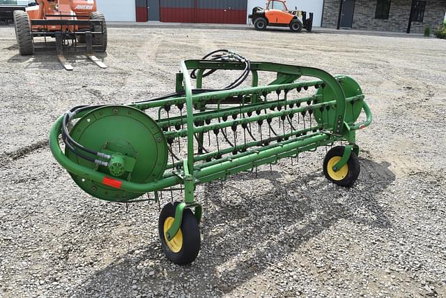 Image of John Deere 652 equipment image 4