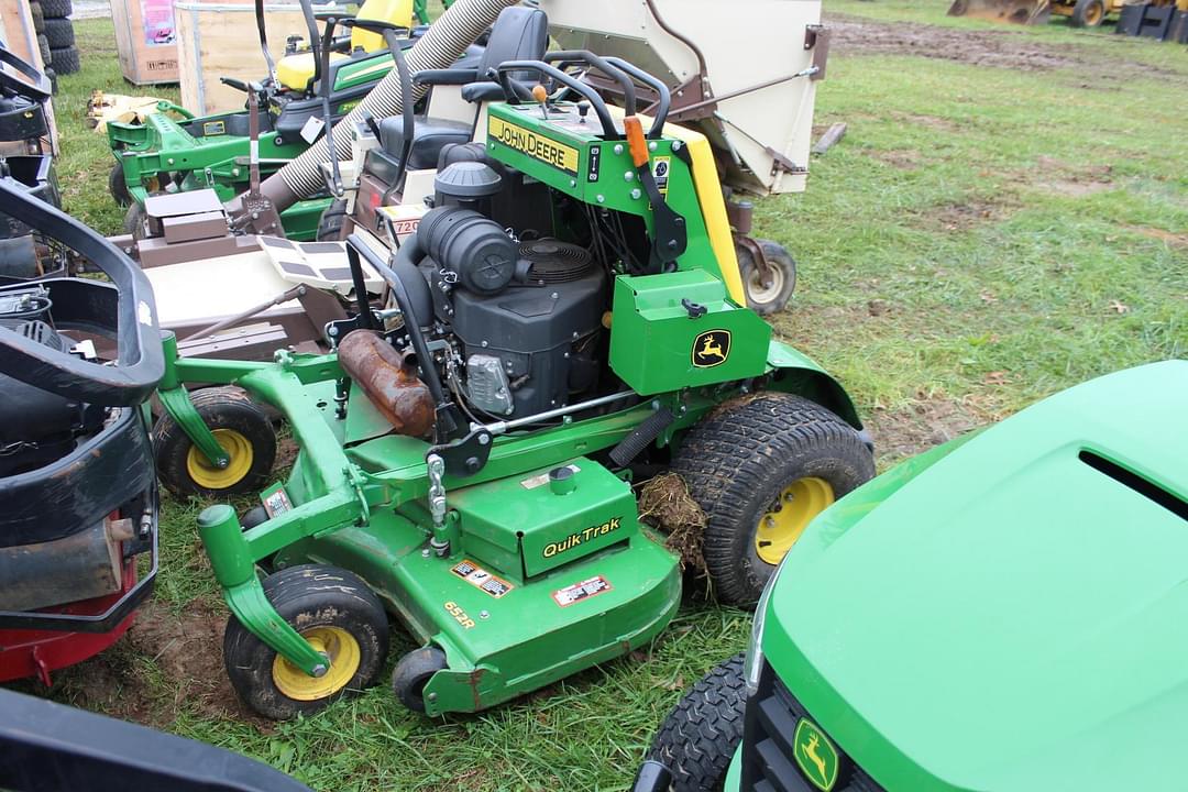 Image of John Deere 652R Primary image