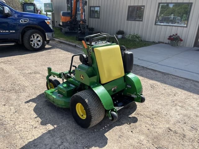 Image of John Deere 652 equipment image 1
