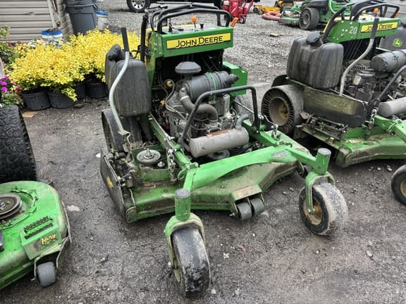 Image of John Deere 652R equipment image 1