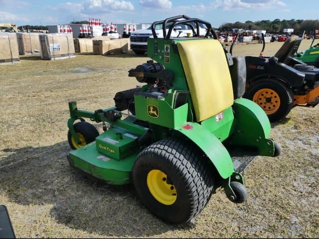 Image of John Deere 652R equipment image 2