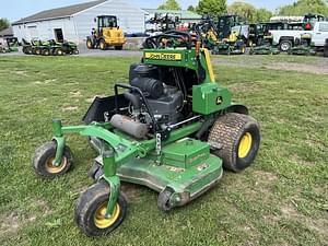 John Deere 652R Image