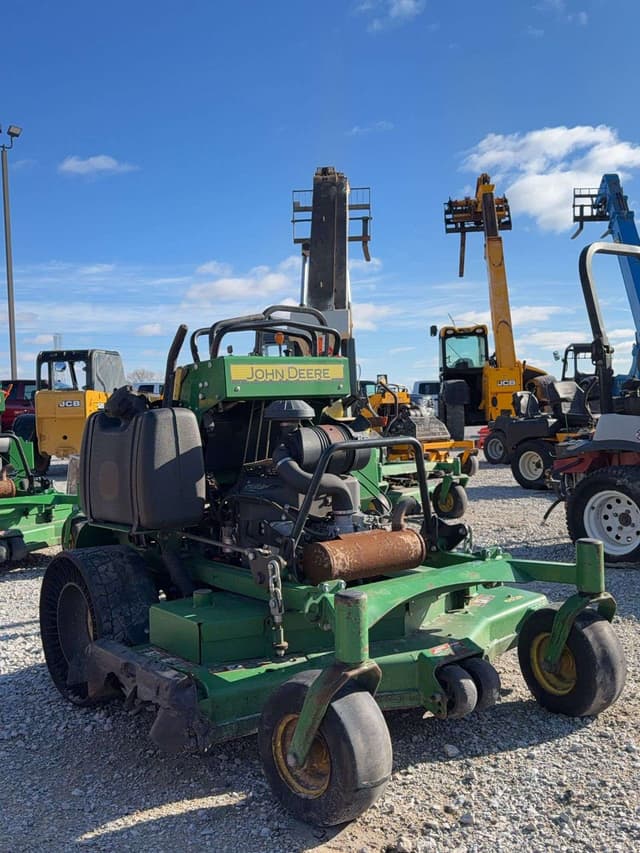 Image of John Deere 652R equipment image 4