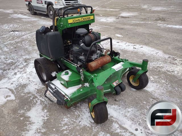 Image of John Deere 652R equipment image 2