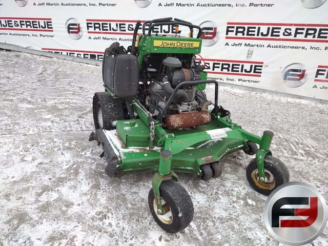 Image of John Deere 652R equipment image 2